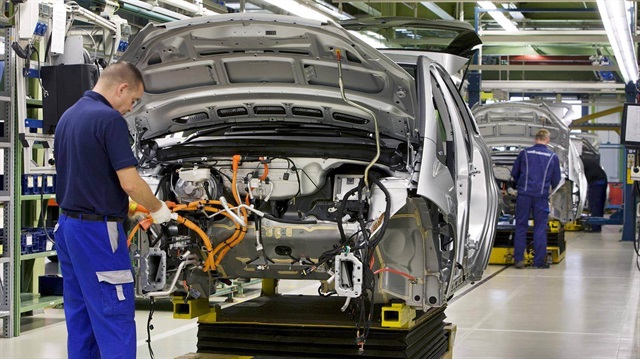 Otomobil ve hafif ticari araç pazarı eylülde yüzde 67.7 azaldı.