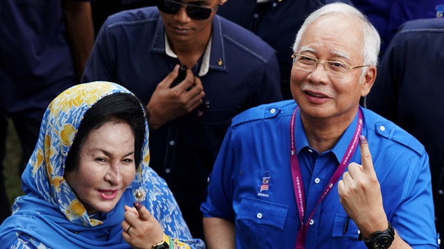 ​Malezya'nın eski Başbakanı Necip Razak ve eşi Rosmah Mansur