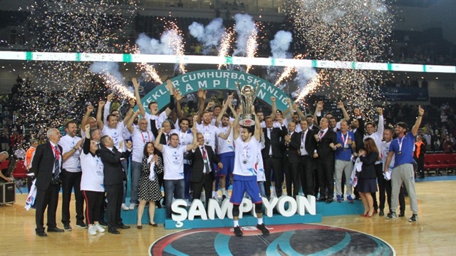 Anadolu Efes wins President's Cup