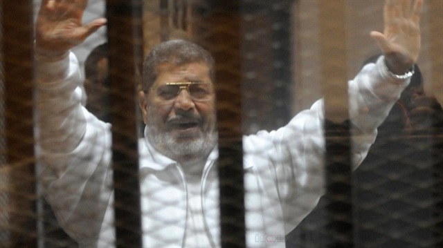 Mısır'ın seçilmiş ilk Cumhurbaşkanı Muhammed Mursi