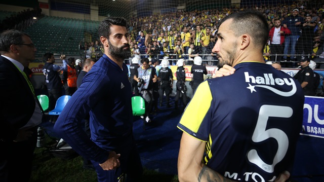 Volkan Demirel ve Mehmet Topal , Rizespor maçı sonrası taraftarlardan özür dilemişti.