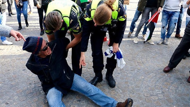An Israeli supporter man attacked a woman of Irish origin, who joined a demonstration in support of Palestine, in the Netherlands