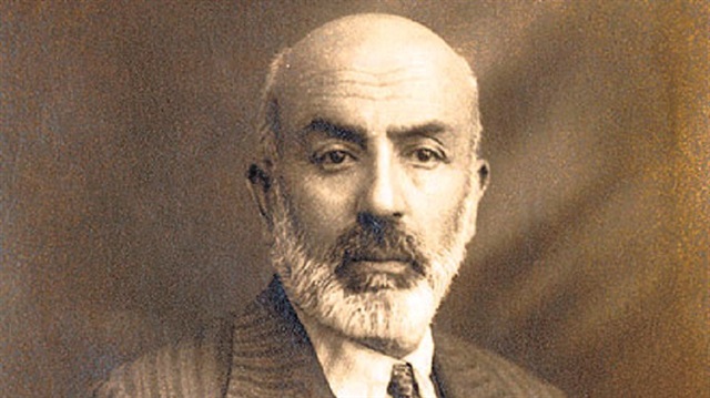 Mehmet Âkif Ersoy, davası olan dert sahibi bir adamdı.