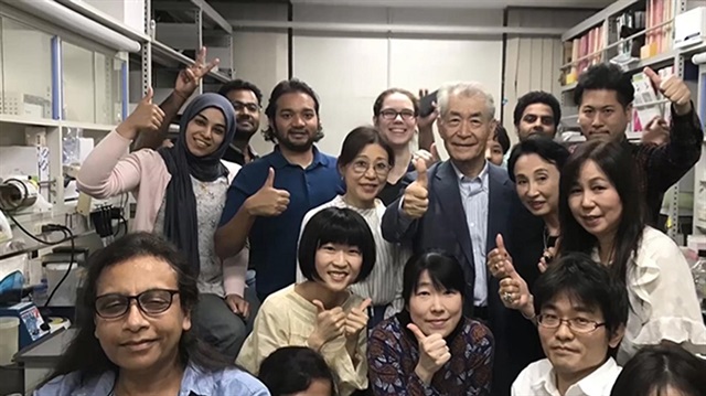  طبيبة عُمانية ضمن فريق عالم ياباني فاز بـ نوبل