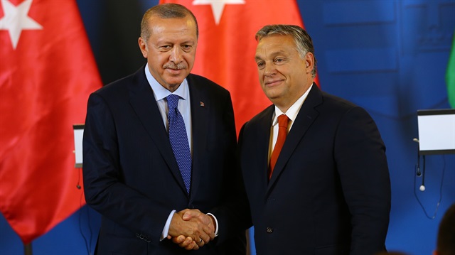 Macaristan’a resmi bir ziyaret gerçekleştiren Cumhurbaşkanı Erdoğan, Macaristan Başbakanı Viktor Orban ile bir araya gelmişti.