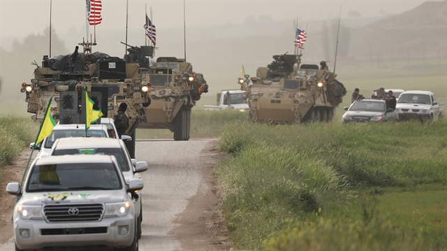 The YPG headd a convoy of U.S military vehicles in the town of Darbasiya next to the Turkish border, Syria April 28, 2017.