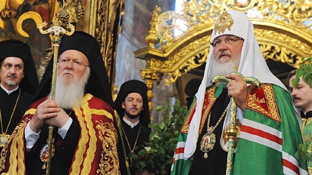Fener Rum Patriği Bartholomeos ve Rusya Ortodoks Kilisesi Patriği Kirill
