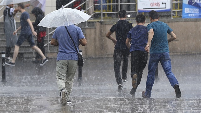 İstanbul için kuvvetli yağış uyarısı yapıldı. 