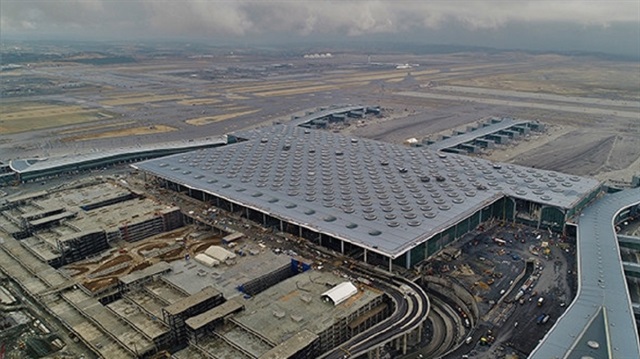 Yeni havalimanı, büyük bir törenle 29 Ekim’de Cumhurbaşkanı Recep Tayyip Erdoğan’ın ev sahipliğinde açılacak.