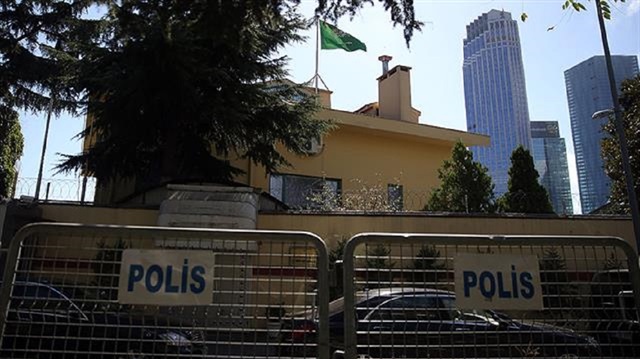 ترقب إعلامي حثيث أمام القنصلية السعودية في إسطنبول