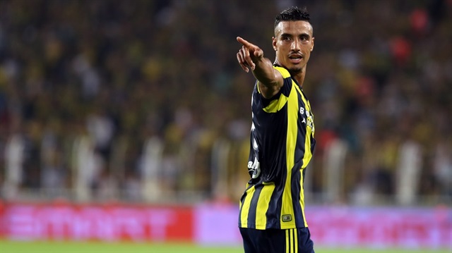 Nabil Dirar Fenerbahçe formasıyla çıktığı 40 maçta 5 gol atarken 8 de asist kaydetti.