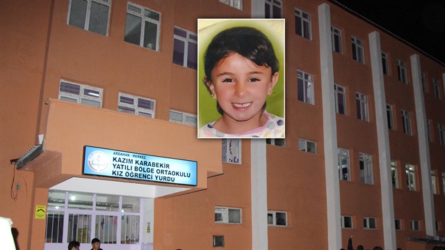 5. sınıf öğrencisi Zerrin Koç yurtta üzerine düşen dolap nedeniyle hayatını kaybetti.