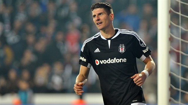 Mario Gomez Beşiktaş formasıyla çıktığı 41 maçta 28 gol atma başarısı göstermişti.
