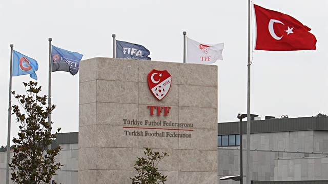 TFF, adı açıklanmayan Türk futbolcuya men cezası verdi.