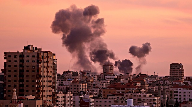 جيش الاحتلال الإسرائيلي يعلن عن قصف 20 هدفاً بغزة