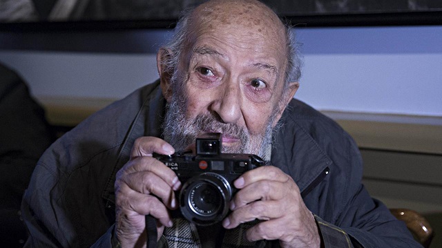 Dünyaca ünlü gazeteci ve fotoğrafçı Ara Güler vefat etti