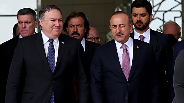 Dışişleri Bakanı Mevlüt Çavuşoğlu, ABD'li mevkidaşı ile görüştü. 
