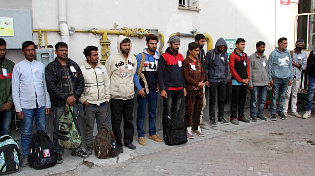 In Kayseri, security units rounded up 152 irregular migrants 