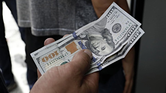 Merkez Bankası yıl sonu beklenti anketinde dolar tahminini düşürdü.