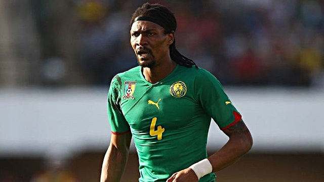 Rigobert Song, Kamerun Milli Takımı'nın efsane futbolcuları arasında yer alıyor.