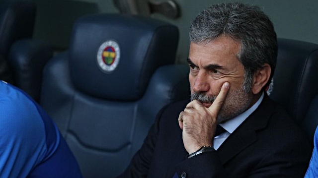 Fenerbahçe yönetimi Aykut Kocaman döneminde görev yapan 3 antrenörün görevine son vermişti.