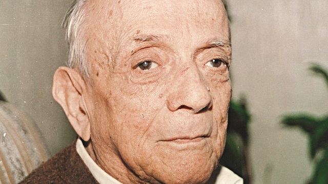 Yer Altında Bir Şehir, Kuklacı, Uğurlu Çocuk gibi kitapların yazarı Tuğcu, 94 yaşında hayatını kaybetti.