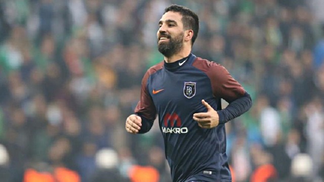 Arda Turan Kayserispor maçında yedekler arasında.