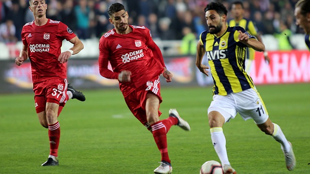 Mehmet Ekici dünkü maçta 17 dakika oyunda kalabildi.