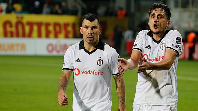 Mustafa Pektemek bu sezon ilk defa bir lig maçında forma şansı buldu.