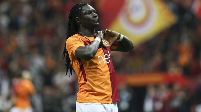 Bafetimbi Gomis geçtiğimiz sezonu Galatasaray'da gol kralı olarak tamamlamıştı.