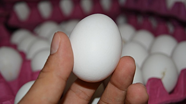 Yumurta üreticilerinden fiyatlarını yüzde 10 indirimleri yönünde çağrıda bulunuldu.