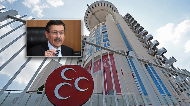 23 yıl Ankara Büyükşehir Belediye Başkanlığı görevini üstlenen Melih Gökçek 28 Ekim 2017 tarihinde istifa etmişti.
