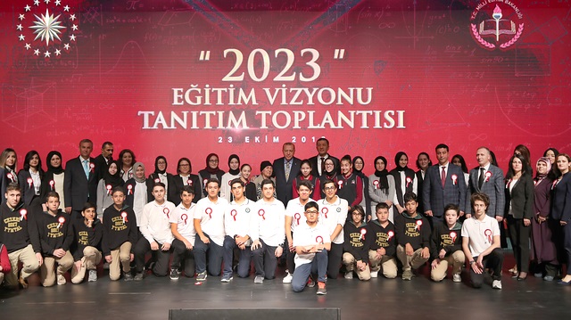Cumhurbaşkanı Erdoğan, "Eğitimde istediğimiz sonuçları alamamanın muhasebesini yaptık, yapıyoruz" diyerek, eğitimde yeni dönemin yol haritasını açıkladı: