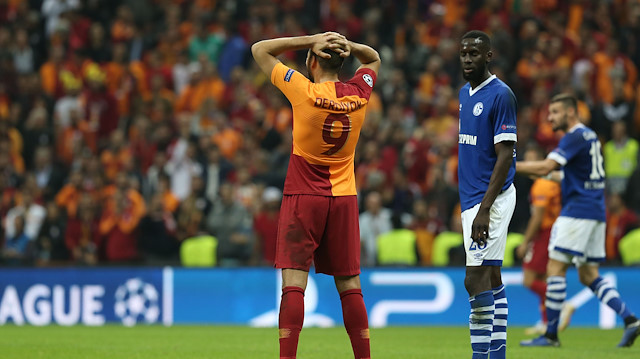 Galatasaray Schalke karşısında etkili bir oyun ortaya koyamadı.