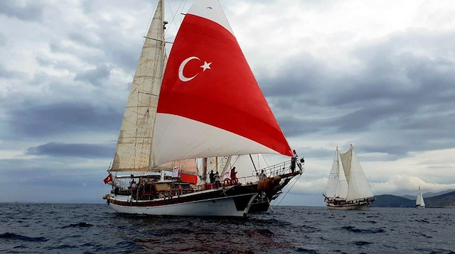 The Bodrum Cup Yelken Yarışları’na katılan bin 500 kişi Yunan adasında mahsur kaldı.