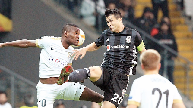  Genk’e kendi sahısında 4-2 yenilerek büyük şok yaşadı.