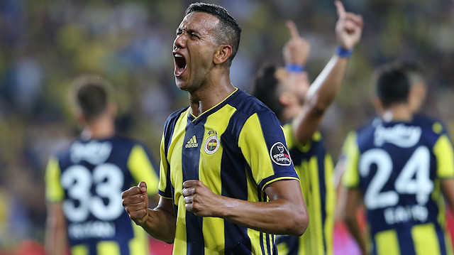 Josef de Souza, 12 milyon euro bonservis bedeliyle Fenerbahçe'den El Ahli'ye transfer olmuştu.
