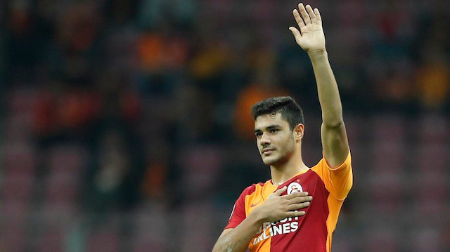 Ozan Kabak, Galatasaray ilk Şampiyonlar Ligi maçına Schalke 04 karşısında çıktı. 