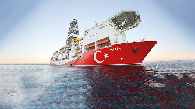 Fatih Sondaj Gemisi, 60 mil açıkta 5 ay sürecek ilk sondajına başladı. 