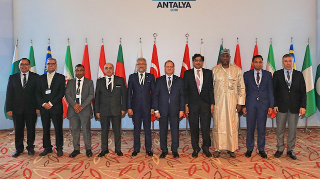 Turkish Foreign Minister Mevlüt Çavuşoğlu will host the 18th meeting of the Council of Foreign Ministers of the D-8.