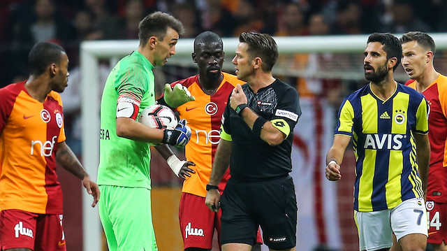 Derbiye futbol değil, kavga damga vurdu!