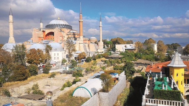 Yeni Şafak Pazar, Fatih’teki  Macar  kültürünün izlerini sürdü.