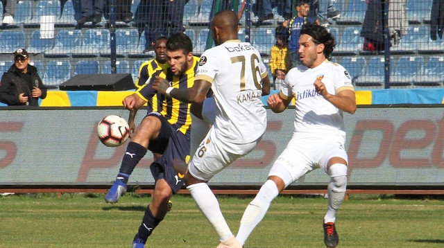 Süper Lig'in flaş ekiplerinden Ankaragücü, Kayserispor'u üç golle geçti