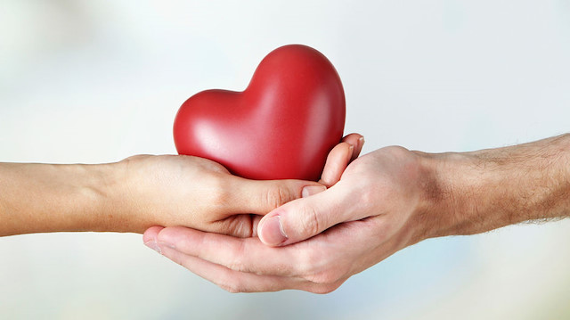 Organ bağışı yapmak isteyen insanların bazı konularda endişeleri oluyor.