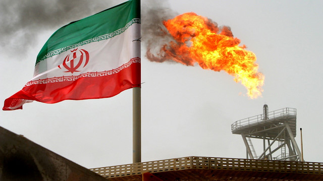 İran ambargosunun ikinci bölümü uygulanmaya başlandı.