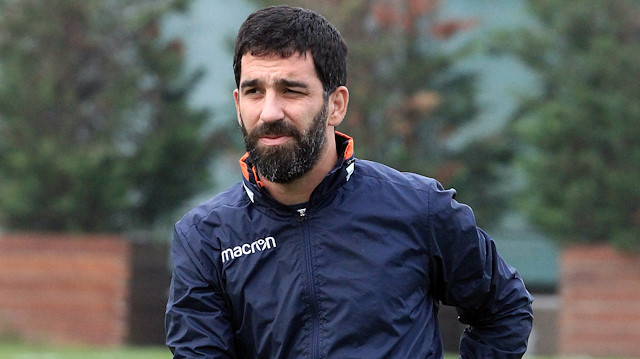 Arda Turan bu sezon Başakşehir formasıyla 8 dakika süre aldı.