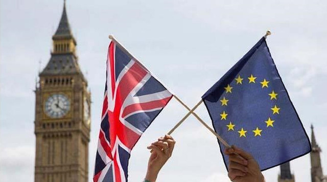 مسؤول أوروبي: يمكن لبريطانيا طلب الانضمام للاتحاد مجددًا