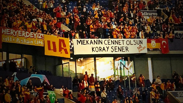 Galatasaray'dan Koray Şener pankartı