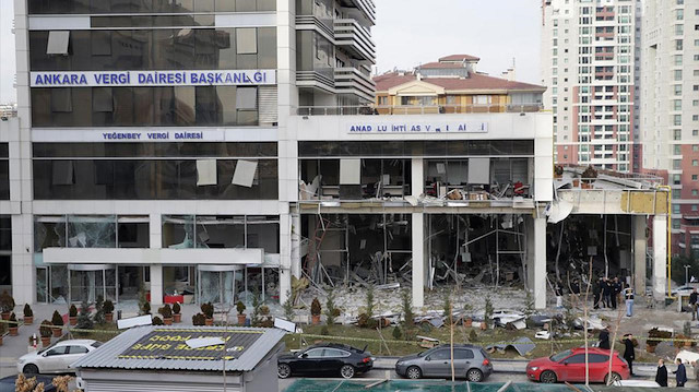 Saldırıya uğrayan Ankara Vergi Dairesi binası