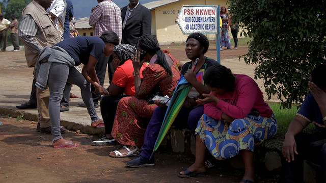 Kamerunlu aileler, kaçırılan çocuklarını endişeyle bekliyorlar. Fotoğraf: Reuters